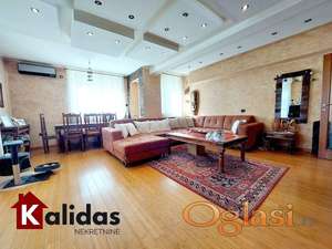 Novi Sad, Grbavica, najbolje projektovan četvorosoban stan na Grbavici! SA PARKING MESTOM!